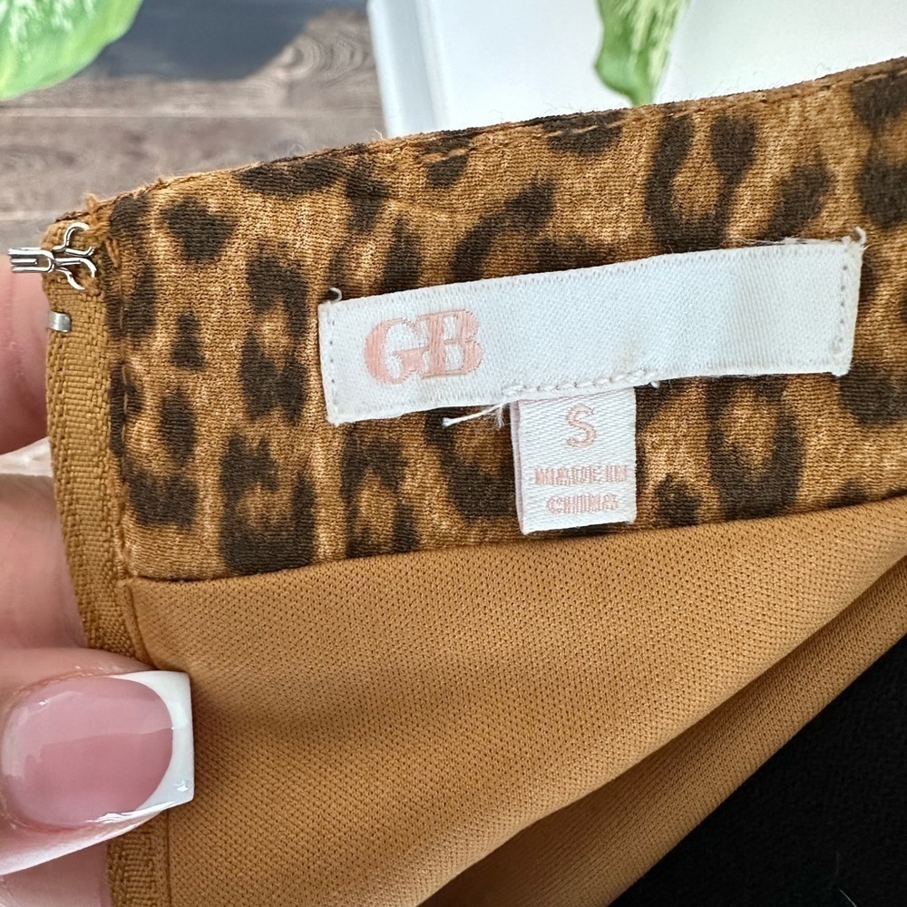 Gianni Bini GB Leopard Print Wrap Mjni Skirt - Picture 6 of 6